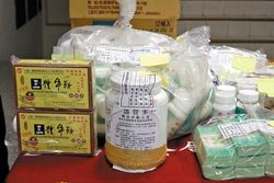 台男子用鸽饲料造“营养品” 年轻人吃成尿失禁